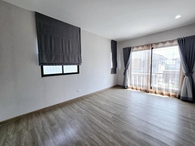 ขายบ้านแฝด The Plant ศรีนครินทร์-เทพารักษ์ บ้าน และ ออฟฟิศ พร้อมอยู่ 5