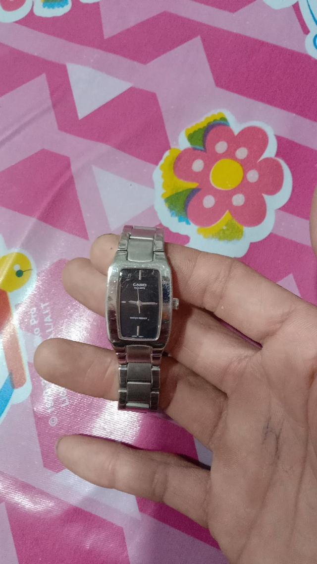 ผมยากลงขายบ้างคับเพื่อมีคนสนจัย