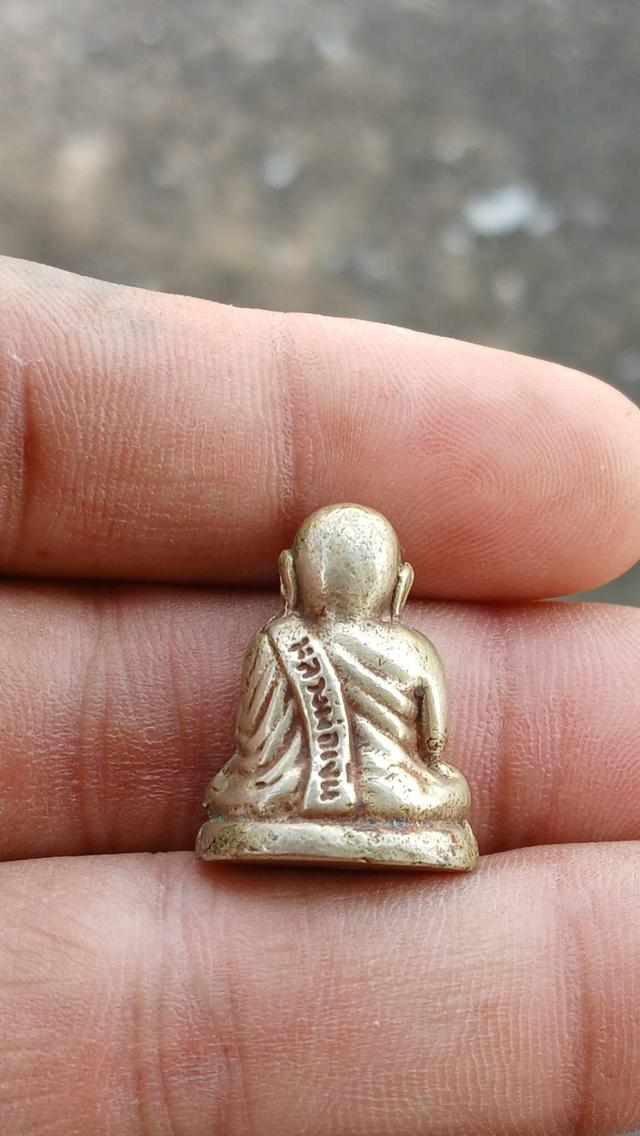 หลวงพ่อเงิน ปี 15 เนื้ออัลปาก้า 2