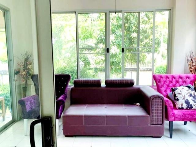 ARL สุวรรณภูมิ 4กม. ม.พระจอมลาดกระบัง 2 กม. 4นอน ถ.ลาดกระบัง ให้เช่าบ้านเดี่ยว 2 ชั้นหลังมุม 3 น้ำ 72 ตร.วา. 290 ตร.ม พร 8