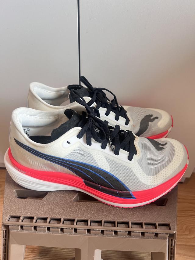 รองเท้าวิ่ง Puma