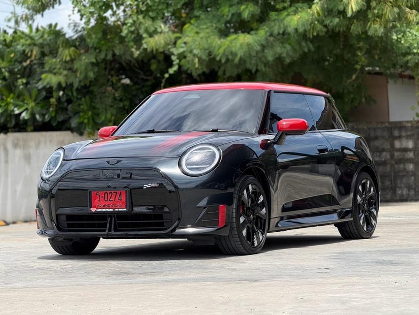 2025 MINI HATCH, JOHN COOPER WORKSELECTRIC (J01)โฉม ปี01-ปัจจุบัน สีเทา
