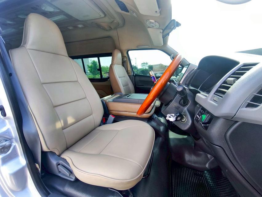 รหัสรถ PAT6144 2008 Toyota commuter 2.5 9