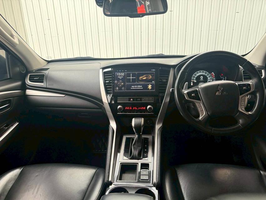Mitsubishi Pajero 2.4GT ปี20 10