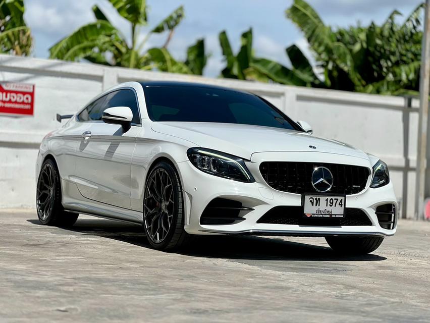 BENZ C-CLASS C200 COUPE AMG DYNAMIC ปี 2021 โฉม W205 ปี14-23 สีขาว เกียร์ออโต้
