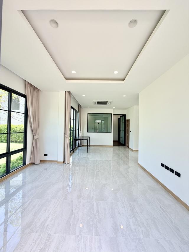 บ้านหรูสไตล์อังกฤษ ใจกลางเมืองฉะเชิงเทรา พร้อมคลับเฮาส์ขนาดใหญ่ เดินทางสะดวกใกล้สิ่งอำนวยความสะดวกครบครัน 4
