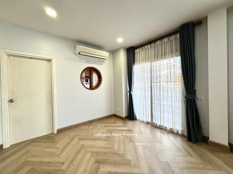 LM25-0169 ขายทาวน์โฮม 2 ชั้น แฮปปี้วิลล์ เทิดราชัน ดอนเมือง ตกแต่งสไตล์มินิมอล เนื้อที่ 34 ตรว 3นอน 3น้ำ 4