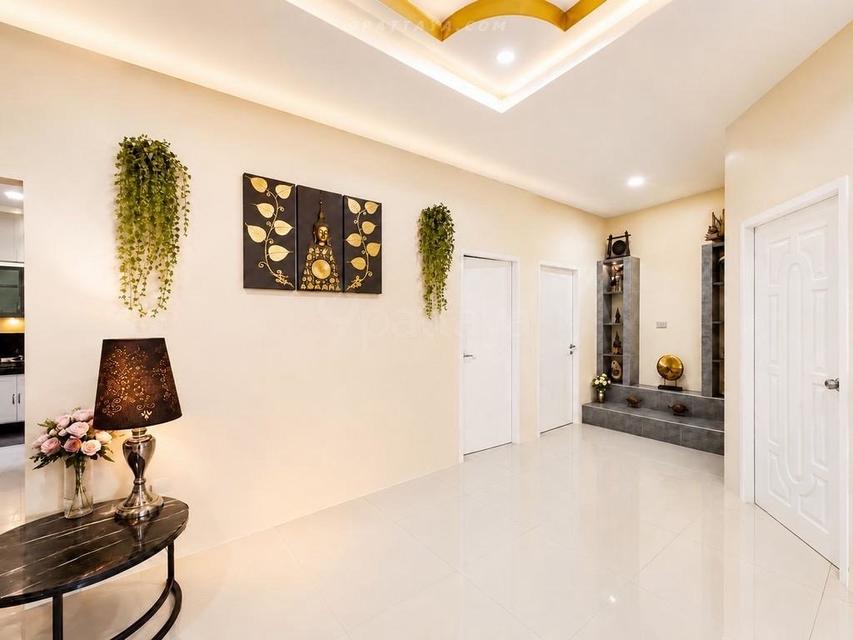 For Sale — Investment House in Thappraya Soi 15, PattayaHouse for sale in a prime location on Thappraya Soi 15, Pattaya. Suitable for personal living 8