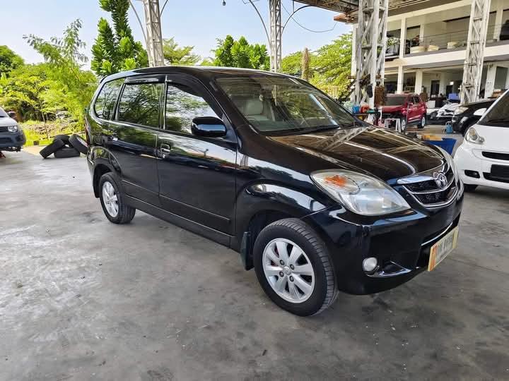 รีบขาย Toyota Avanza