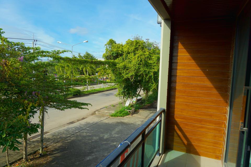บ้านว่างให้เช่า (อาคารพาณิชย์ 3 ชั้น) ใกล้ บขส พัทลุง เพียง 100 เมตร Commercial building for rent near Phatthalung Bus Terminal, just 100 meters away. 7