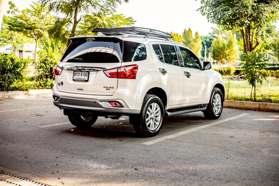 Isuzu Mu-X 1.9 DVD สีขาว ปี 2017 มือเดียวป้ายแดง 6
