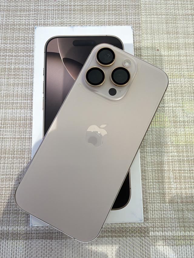 iPhone 16 Pro 128 สีทะเลทรายผ่อนได้ รับเทิร์น