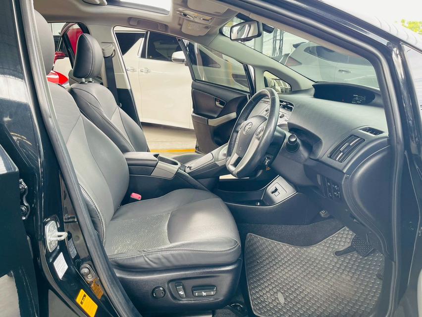 Toyota Prius 1.8 Top Option Grade Sunroof 2013 14