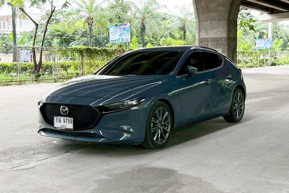 Mazda 3 2.0 SP Sports Hatchback AT ปี 2020 รถสวยมือเดียว ไมล์น้อย สภาพดี