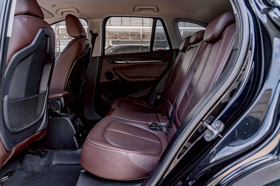 รหัสรถ NP454 BMW X1 SDRIVE 18d XLINE 2017 17