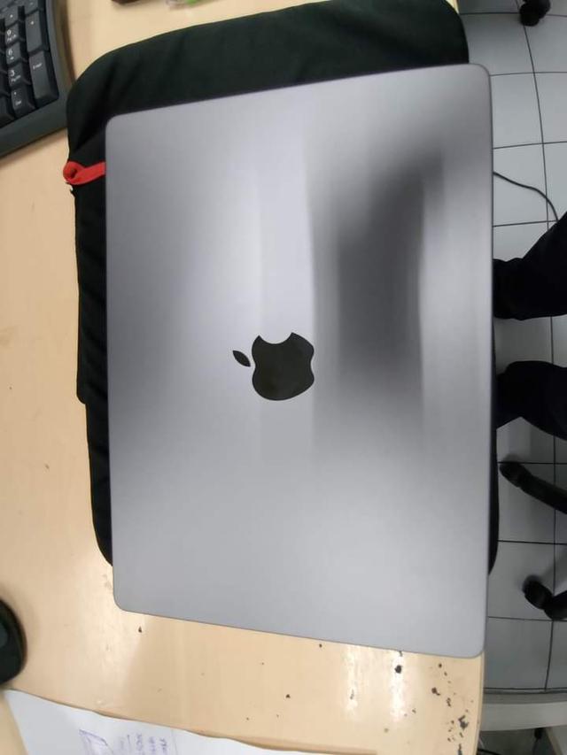 MacBook Pro M3 1