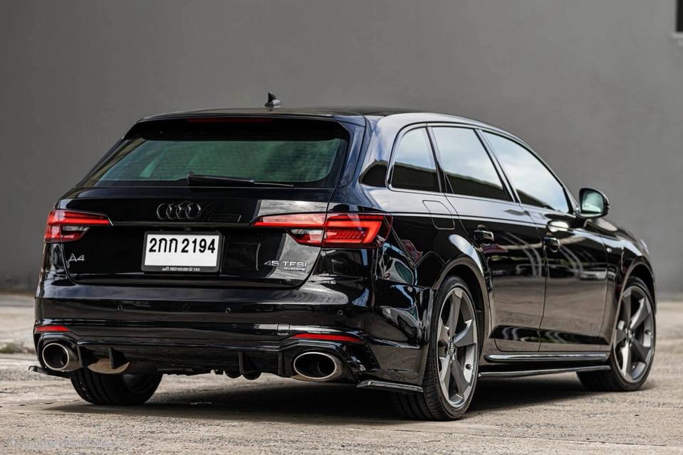 (แจ้งรหัสรถ PR2194) Audi A4 Avant 45 TFSI quattro S-Line Black Edition ปี 2020 รูปที่ 4