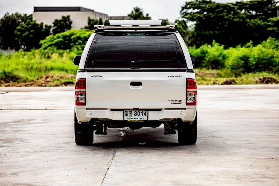 Toyota Vigo Champ Cab 2.5J ดีเซล เกียร์ธรรมดา ปี 2011 สีเทา มือเดียวป้ายแดง 6
