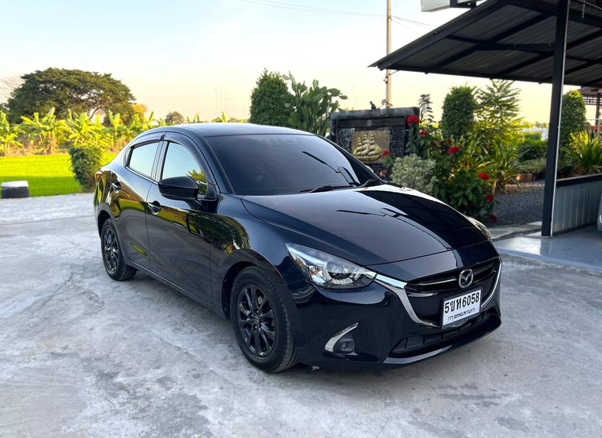 ปี 2019 MAZDA 2 ตัวท็อป รถมือเดียวป้ายแดง รถเดิมๆทั้งคัน สภาพดี ใหม่กริ๊บ ภาษี68