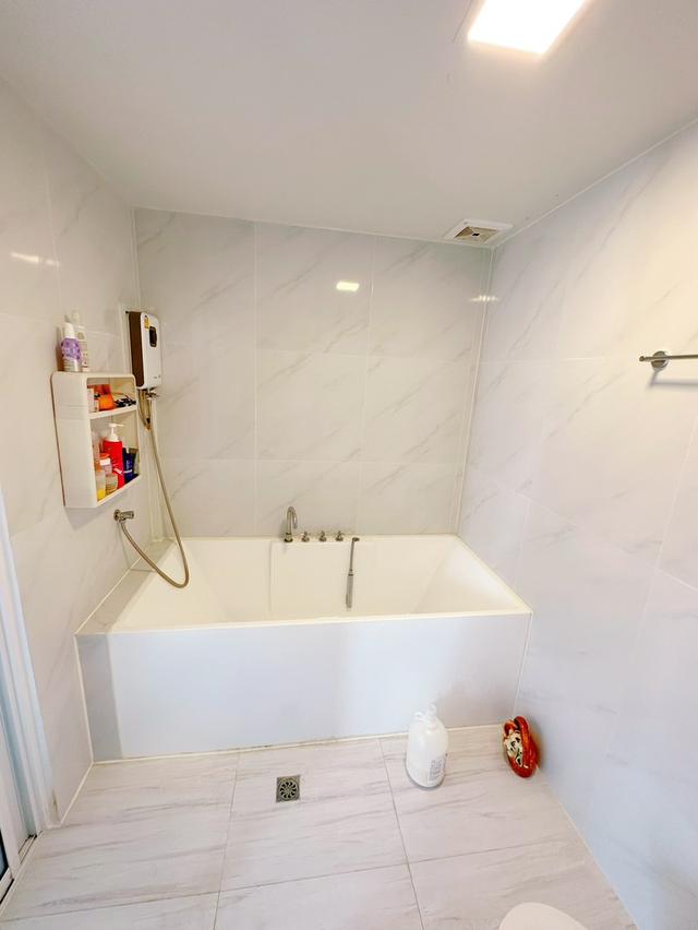 ปล่อยเช่า ทาวน์โฮมพร้อมอยู่ เฟอร์ครบลาดกระบังซอย3 7