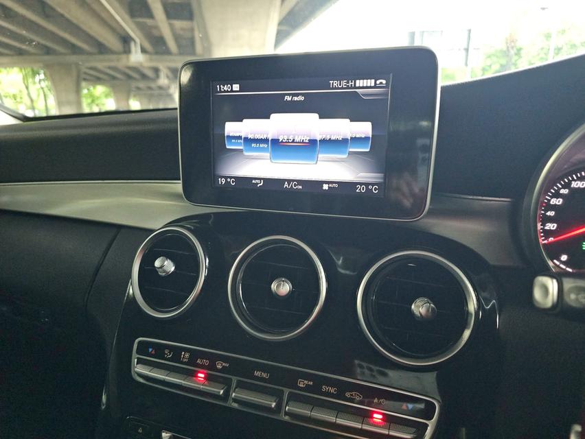 Benz C200 W205 Year 2015 17