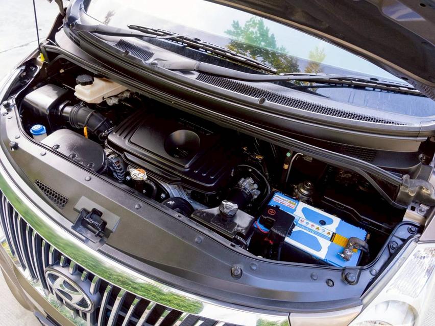 Hyundai H1 Grand Starex VIP ปี 2016 ประกันเครื่องเกียร์3ปี 30,000 km. 6