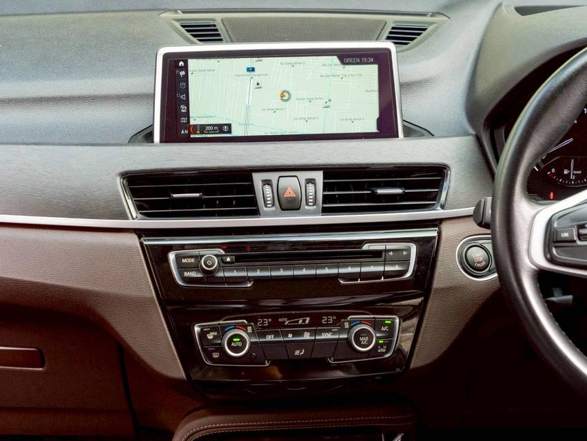 BMW X1 sDrive 18d xLine ปี 2019 12