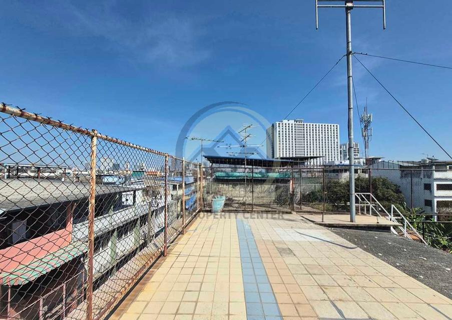 ตึก 4 ชั้น 2 คูหา ซอยเจริญกรุง109 ย่านบางคอแหลม ต่อเติมด้านหลังทุกชั้น ตีทะลุเชื่อมอาคารบางส่วน ขายตามสภาพ ทำเลใจกลางเมือง ใกล้รถไฟฟ้า ราคาพิเศษ 20