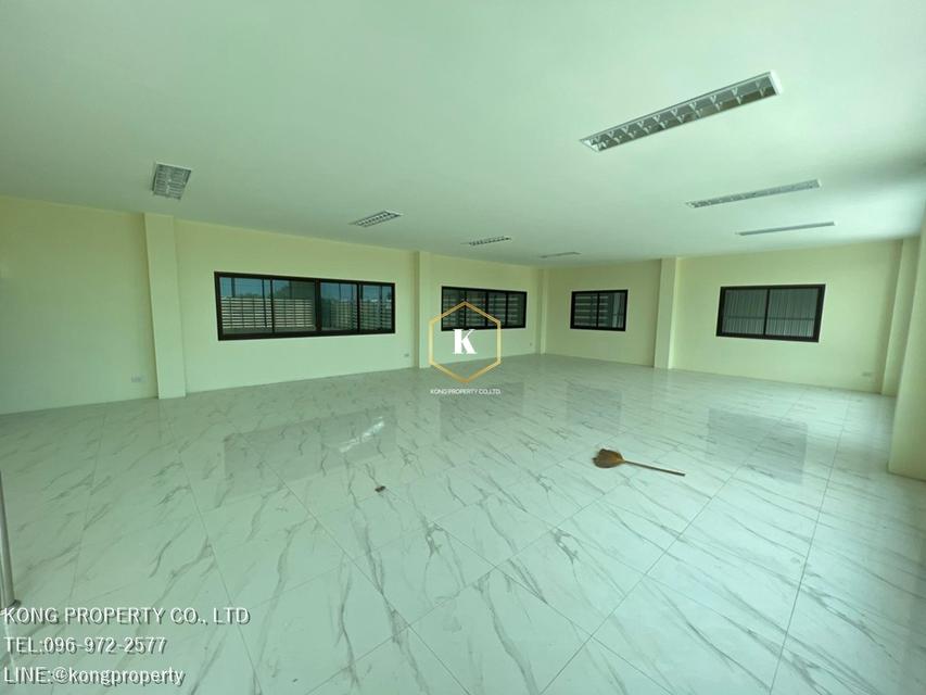 ให้เช่าโกดัง บางพลี สมุทรปราการ  พร้อมออฟฟิศ 960 ตร.ม. 8