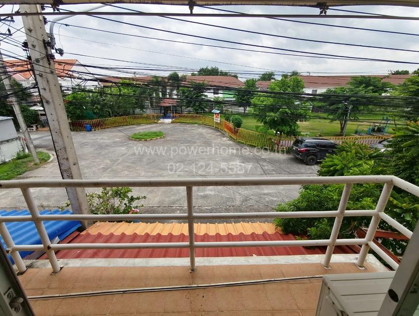 หมู่บ้านอู่ทองเพลส 6 ซอยเปียร์นนท์ ใกล้โรงพยาบาลสินแพทย์ ลำลูกกา ถนนลำลูกกา ต.คูคต อ.ลำลูกกา จ. ปทุมธานี 20