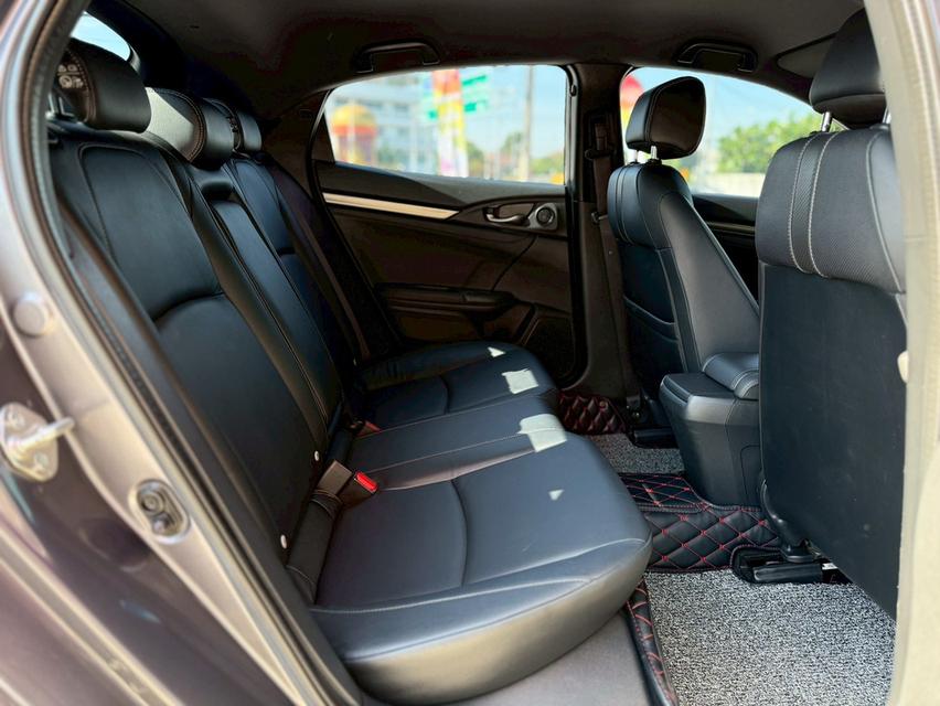 ปี 2017 HONDA CIVIC, FK 1.5 TURBO HATCHBACK 13