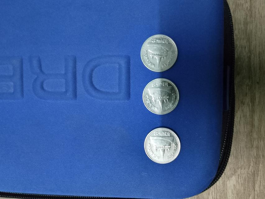 เหรียญ 2 บาท ปี 2549 สีเงิน สภาพผ่านการใช้ ให้ 90% ขายเหรียญละ 10,000 บาท ท่านใดสนใจติดต่อได้ที่เบอร์ ,0994815351 หรือ 0989549698 # ไม่รีบ ชิวๆๆ รูปที่ 3