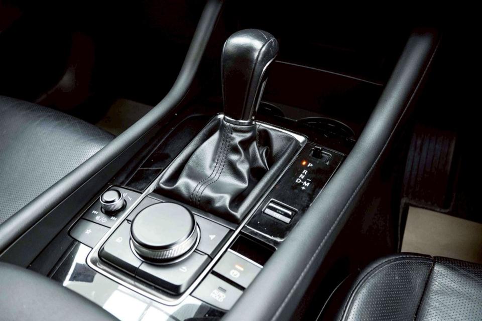 MAZDA 3 2.0 SP เกียร์ AT ปี 2020 สีแดงเลข​ไมล์ 168,000 กมราคา 489,000 บาทโทร 0929699899 6B417 รูปที่ 12