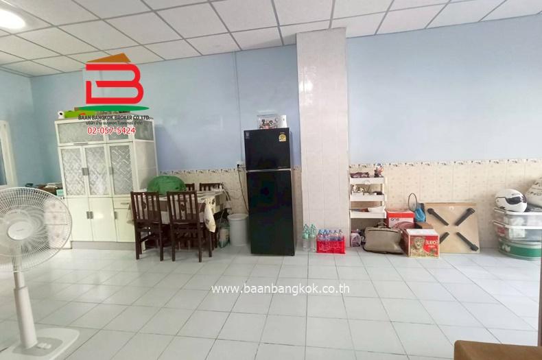 ทาวน์เฮ้าส์ เบญจพฤกษ์ (ใกล้มหาลัยเทคโนโลยีราชมงคลธัญบุรี) เนื้อที่ 18.3 ตรว. ตำบลคลองห้า อำเภอคลองหลวง จังหวัดปทุมธานี 8