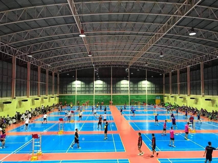 S W คอร์ทสนามแบดมินตันติดแอร์ย่านบางบัวทอง 7