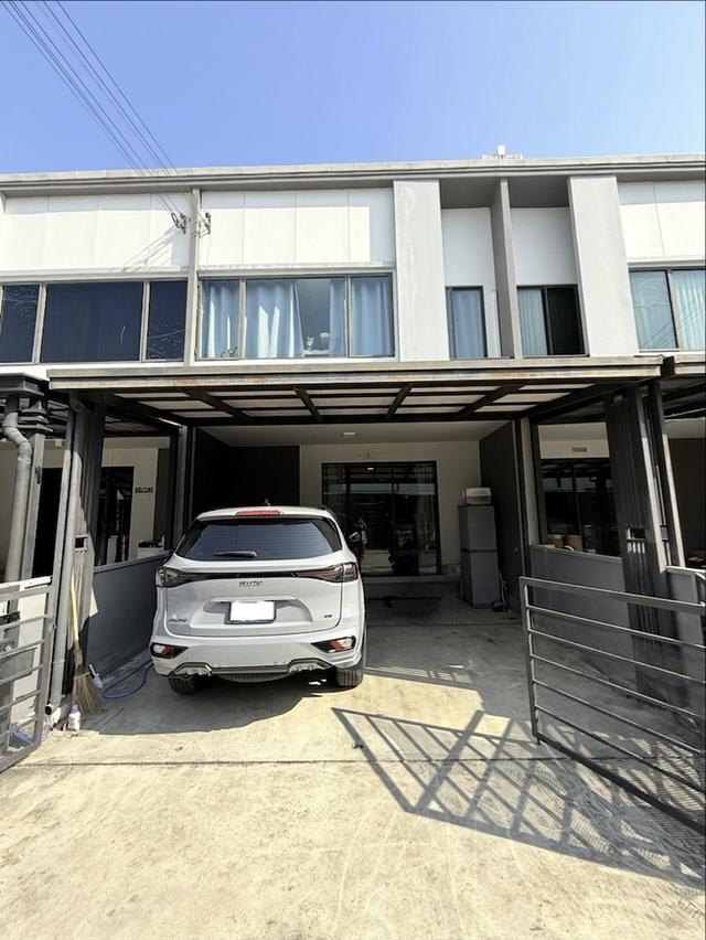 บ้านทาวน์โฮม พลีโน่บางนา-วงแหวน 10