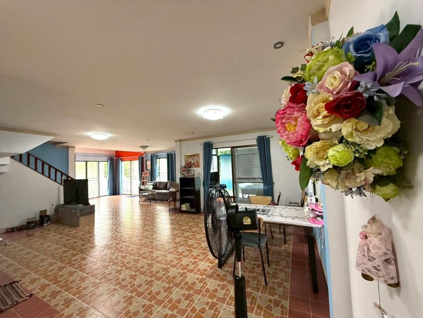 ให้เช่า บ้านเดี่ยว HS081 พร้อมเฟอร์นิเจอร์ ทำเลดี ใจกลางศรีราชา ถนนสุขุมวิท . 278 ตรม 89.4 ตรว ใกล้ J-park โรงเรียนอสัมช 5