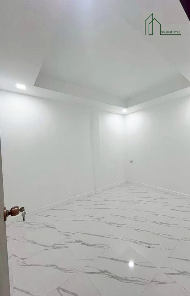 ขายบ้านสไตส์มินิมอล เคหะร่มเกล้า 24 หลังแดง ลากกระบัง พร้อมอยู่ 5