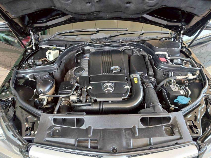 🚗 2013 Mercedes-Benz C180 CGI Coupe AMG W204 AT รูปที่ 9