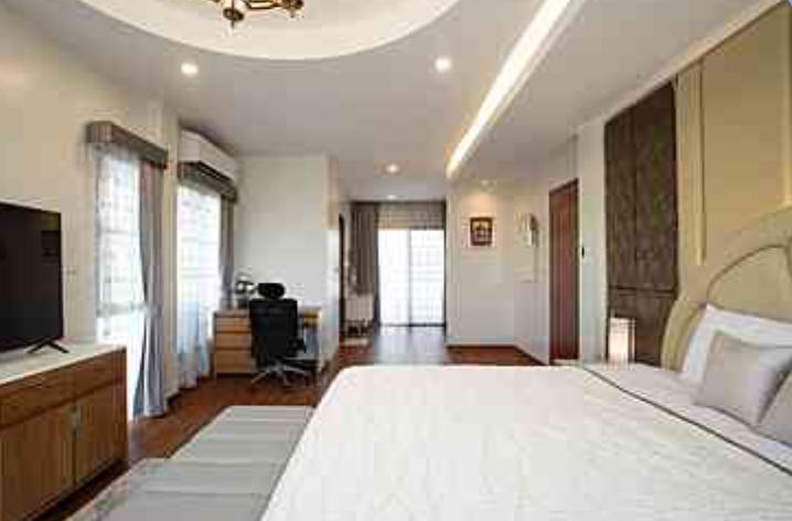 U1394 ให้เช่าบ้านเดี่ยว 3 ชั้น หมู่บ้านมาสเตอร์พีช พระราม 9 พร้อมเฟอร์ในบ้าน และ สระว่ายน้ำส่วนตัว ทำเลดีเดินทางสะดวกเข้าออกได้หลายทาง 2