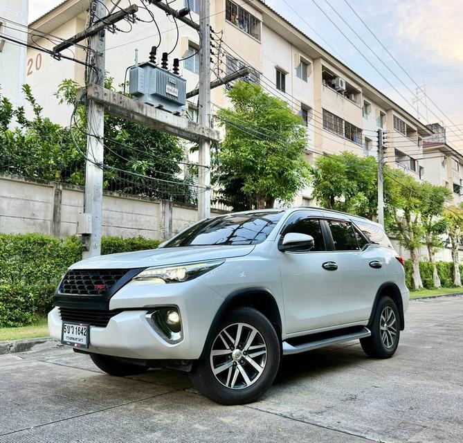ขาย Toyota Fortuner 2.4 4wd ปี18