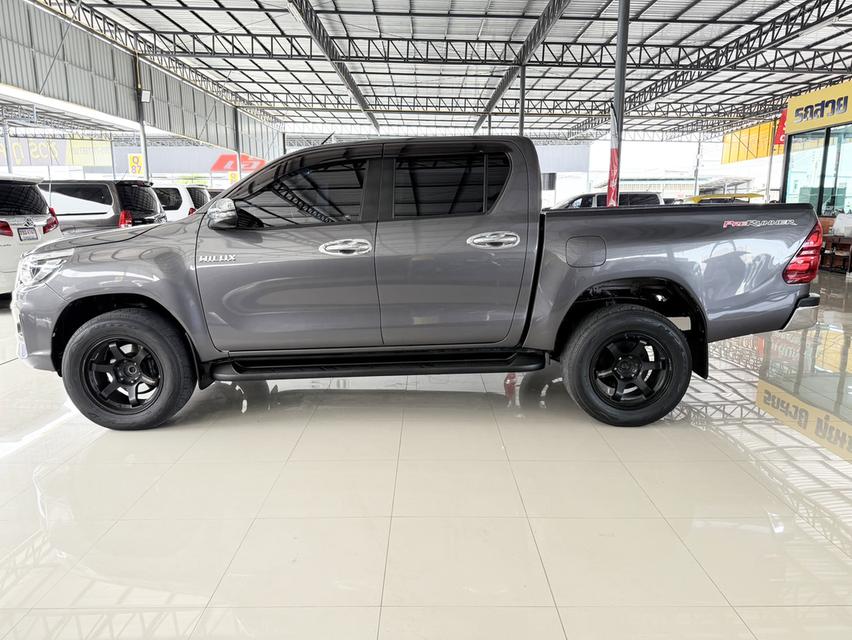 Toyota Hilux Revo 2.4 E Plus Prerunner (ปี 2019) Pick up MT - 2WD