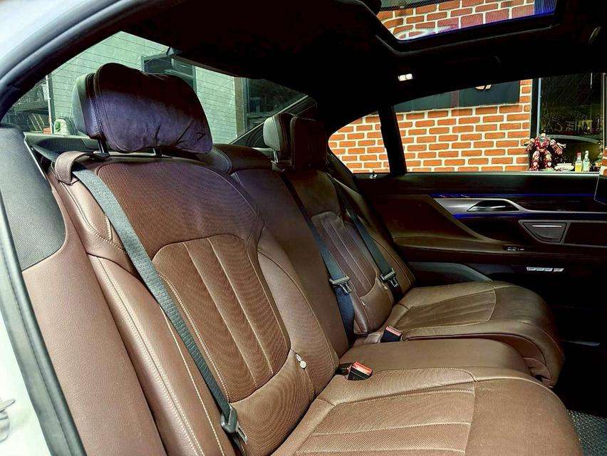 BMW 730ld M Sport ปี 2016 วิ่ง 2xx,xxx KM. รูปที่ 11