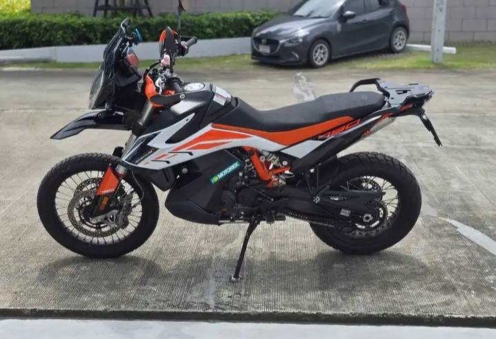 2024 KTM 790 Adventure R 6