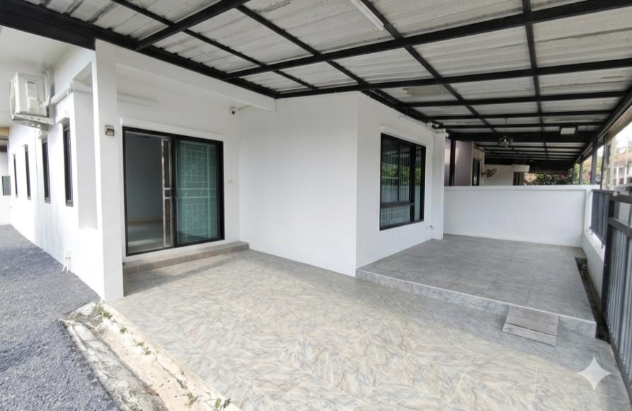 ขายบ้านหมู่บ้าน สุขภิรมย์ โซนถลาง ใกล้สนามบิน รพ.ถลาง โลตัส แม็กโคร  บ้านเลขที่ 333/141 หลังริม พื้นที่ 64 ตรว. 7