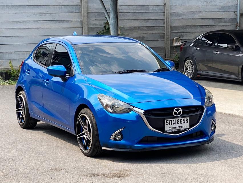 Mazda2 1.3 Standard Hatchback ปี 2015 วิ่ง 129,xxx km