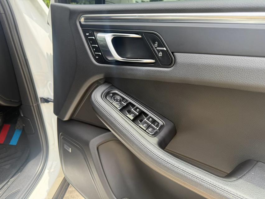 PORSCHE MACAN ปี 2022 ออกศูนย์ AAS รูปที่ 14
