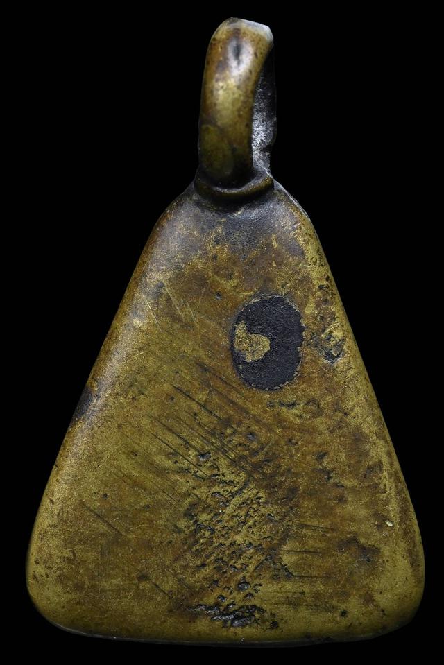 เหรียญหล่อจอบเล็ก หลวงพ่อเงิน วัดบางคลาน พิมพ์แข้งติด นิยมสุด เนื้อโลหะผสม องค์ท่านสวยไม่มีลิมิตครับ 2