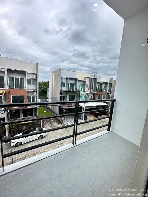 หมู่บ้านกรีนิช รามอินทรา 17