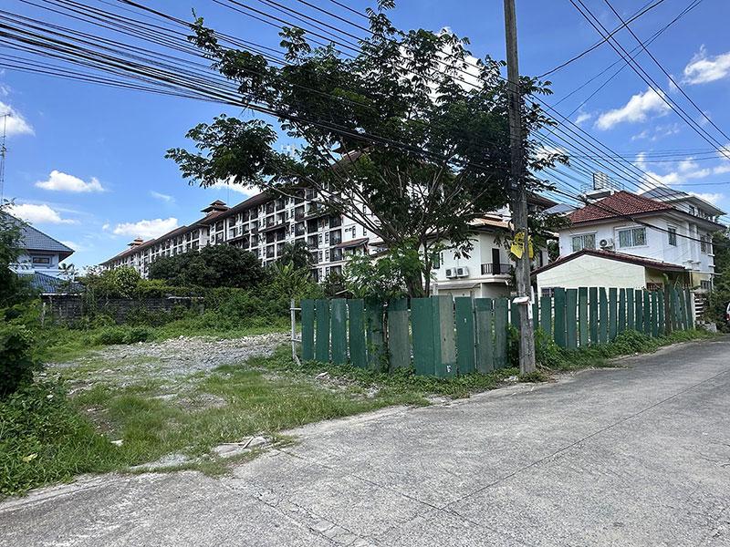 ขายที่ดิน ซอยประเสริฐมนูกิจ 37  กำลังจะมีรถไฟฟ้าสายสีน้ำตาล สถานีคลองลำเจียก ผ่านด้านถนนประเสริฐมนูกิจ 3